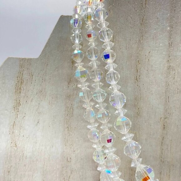 Vintage Aurora Borealis Set Graduated Bead 25" Necklace Clip On Earrings - Picture 6 of 16